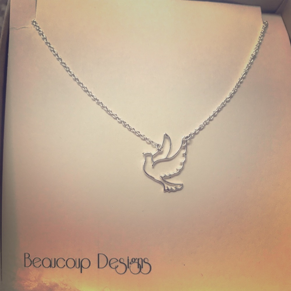 Sweet delicate bird necklace
